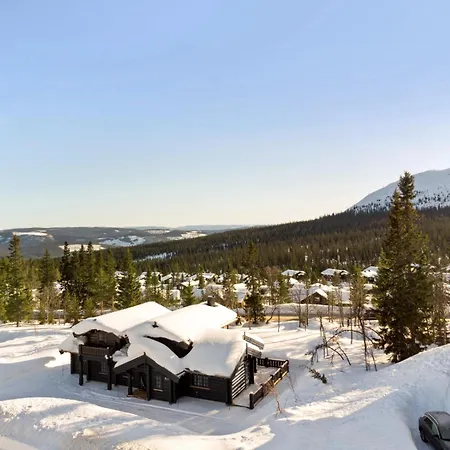 Exclusive Mountain Retreat In Out