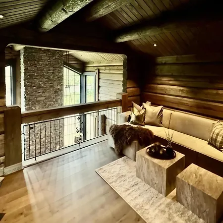 Exclusive Mountain Retreat In Out Villa